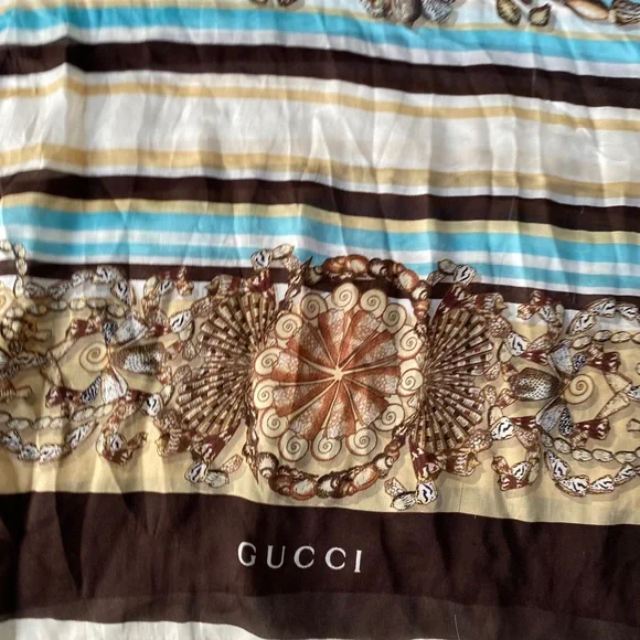 Vintage Gucci Silk Scarf - Picture 5 of 10
